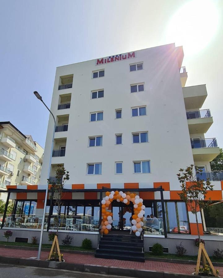Milenium Hotel Shëngjin Eksteriør billede